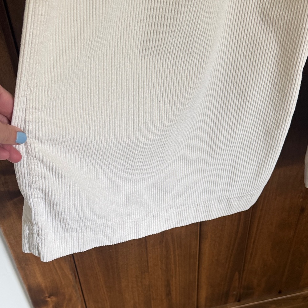 Maeve The Avery Pleated Wide-Leg Trousers: Corduroy Edition - Picture 5 of 7